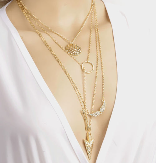 VERALEZ™ ArrowGlow – Women’s Gold-Tone Arrow Pendant Necklace