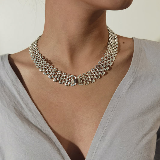 VERALEZ™ LuxeAura – Exaggerated Hollow Chain Statement Necklace for Women